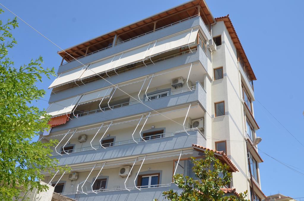 Apartments Vila Roboci Sarandë Exteriör bild